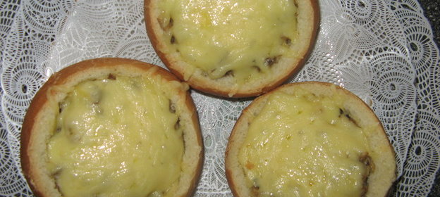 Французский грибной жульен в булочке