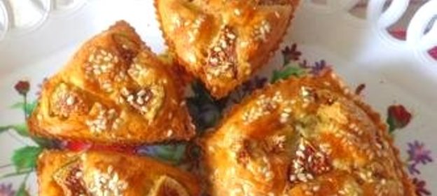 Кексы из творожного теста с печенью