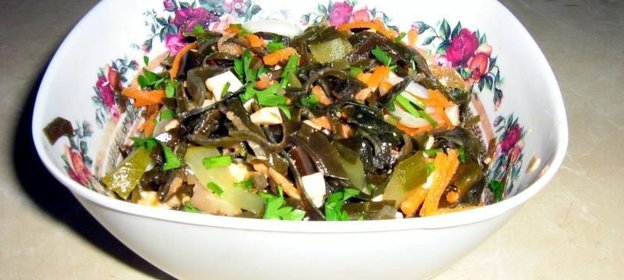 Салат с морской капустой