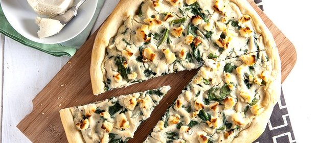 Чесночная пицца