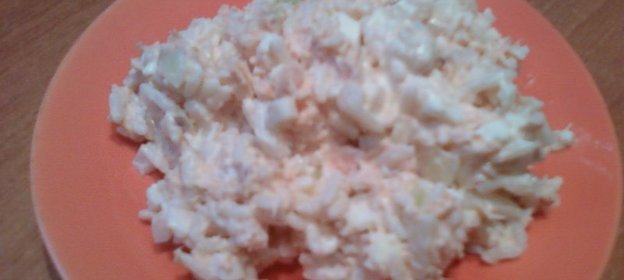Салат рыбный с рисом