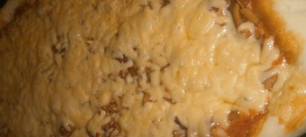 Пицца с маринованными грибами