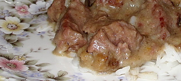 Говядина, тушеная с ржаным хлебом