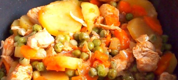 Тушеная индейка с картофелем