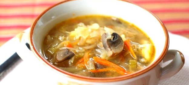 Грибные щи со свежей капустой
