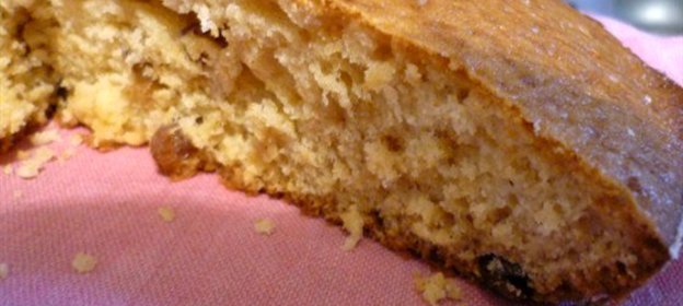 Кекс с изюмом на кефире