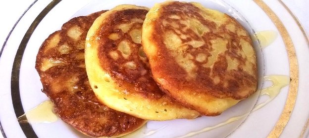 Яблочно-кукурузные оладьи