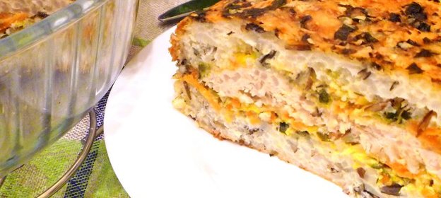 Рисовая запеканка с куриным фаршем и овощами