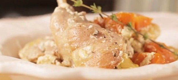 Кролик, запеченный в сливках, с овощами