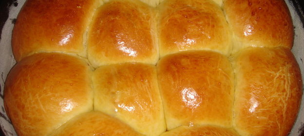 Булочки с вишней