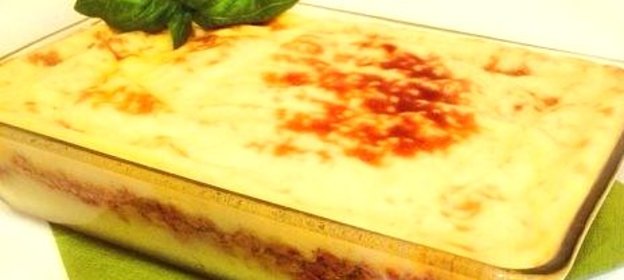 Бифарше (запеканка из картофельного пюре и куриного фарша)