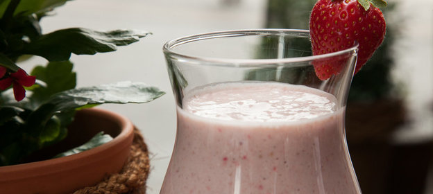 Клубничный смузи с овсянкой