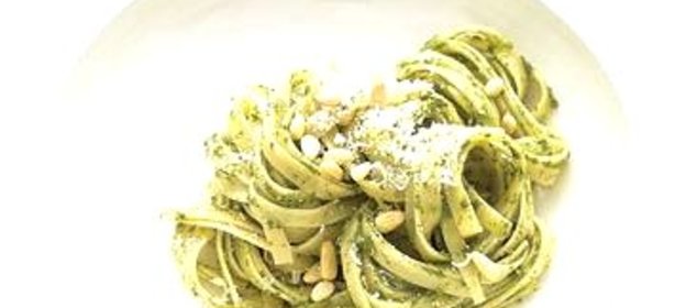 Паста с соусом Песто из шпината