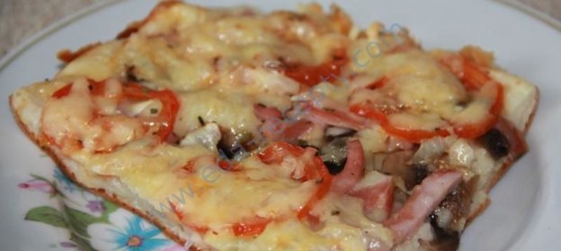 Пицца на жидком тесте на кефире без дрожжей