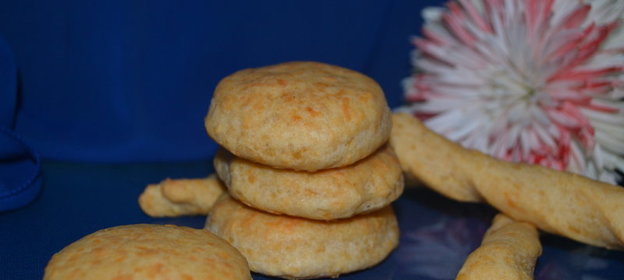 Печенье на белом вине с сыром