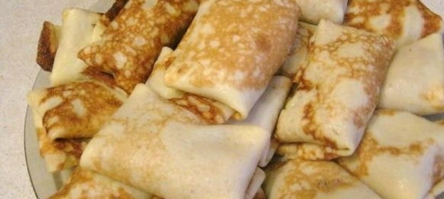 Запеканка из белого хлеба с соком красной смородины