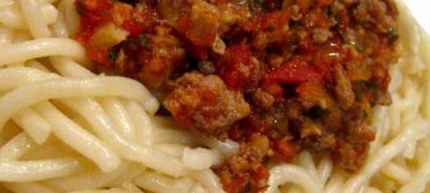 Спагетти болоньезе
