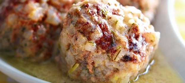 Тефтельки с рисом в яичном соусе