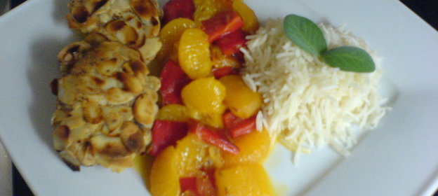 Кому рыба,кому курица