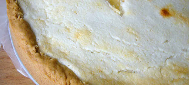 Пирог с кокосово-творожным суфле
