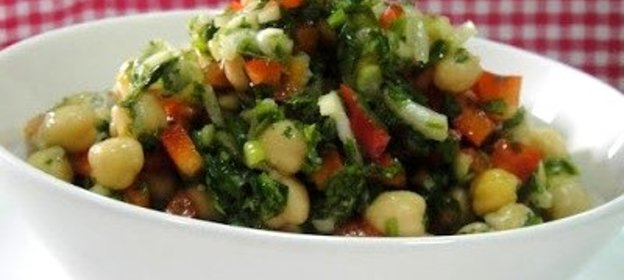 Салат из нута и перца