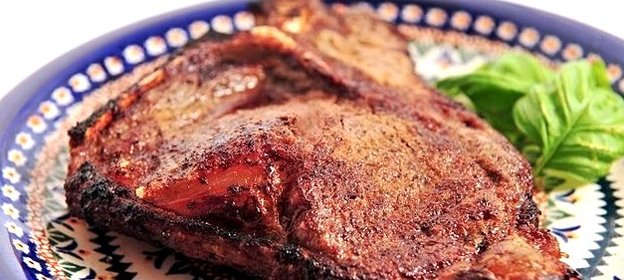 Стейк на кости в духовке