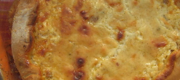 Морской судак, тушенный с болгарским перцем