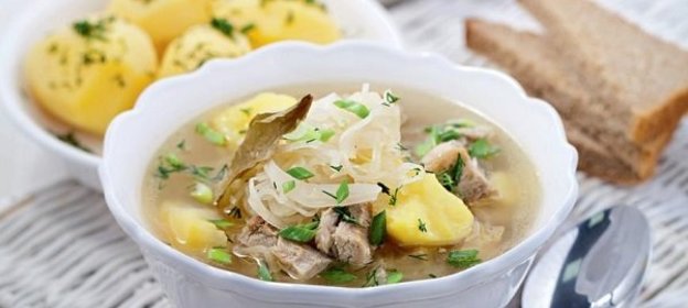 Щи из кислой капусты со свининой