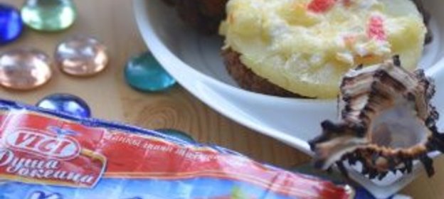 Котлеты с ананасами и крабовыми палочками