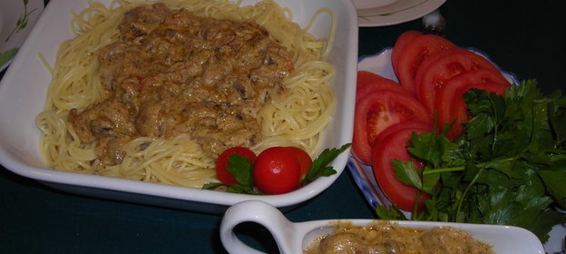 Яблочные шарики с орехами