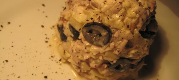 Салат на тему Сыр и анананасы (спасибо Юре)