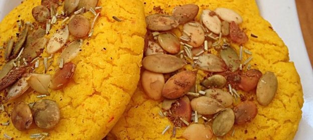 Фасолевое печенье с шафраном