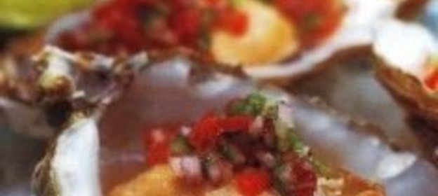 Рыба, запеченная с макаронами