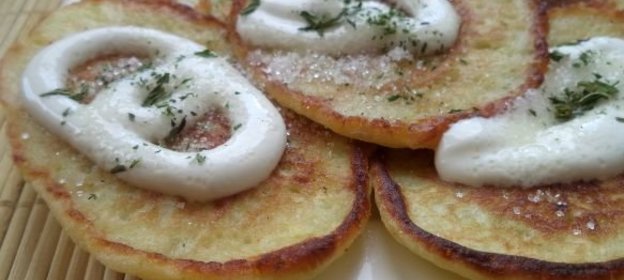 Оладьи кабачковые с яблоками