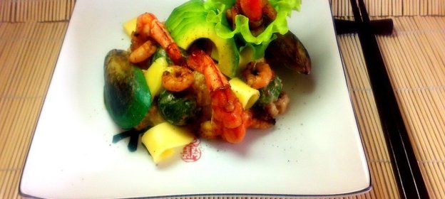 Микс из морепродуктов в соусе «Терияки»