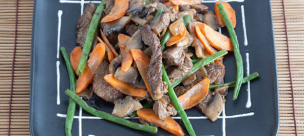 Овощи с мясом и грибами по-китайски