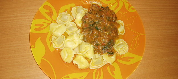 Томатно-шпинатный соус