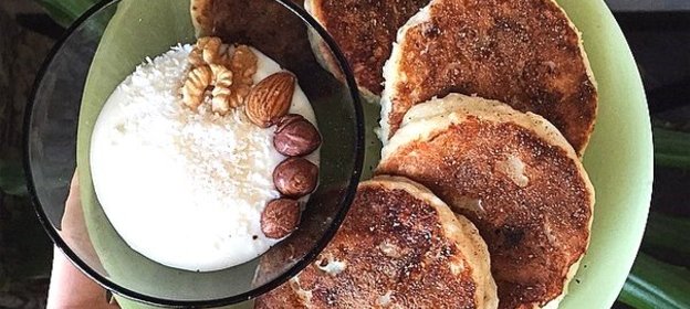 Сырники на рисовой муке с шоколадом и бананами