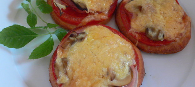 Пицца талер из творожного теста