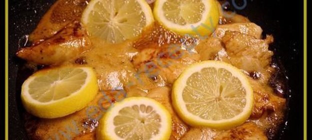 Куриные грудки с лимоном