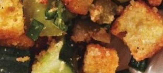 Булочка с повидлом