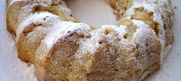 Кекс с яблоками