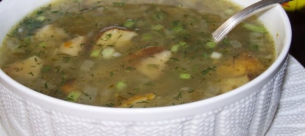 Щи из щаницы с белыми грибами