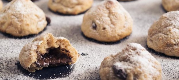 Творожное печенье с шоколадной начинкой