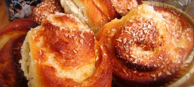 Булочки на творожном тесте, кукурузной муке, с ароматом кокоса