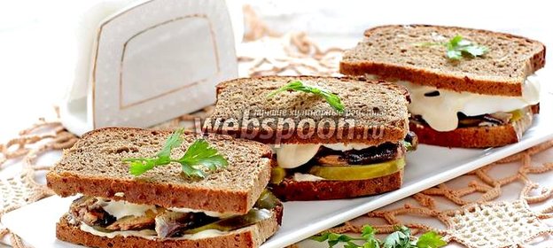 Бутерброды со шпротами на ржаном хлебе