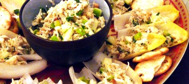 Крабовый салат с яблоком