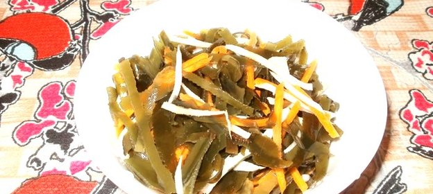 Маринованная морская капуста