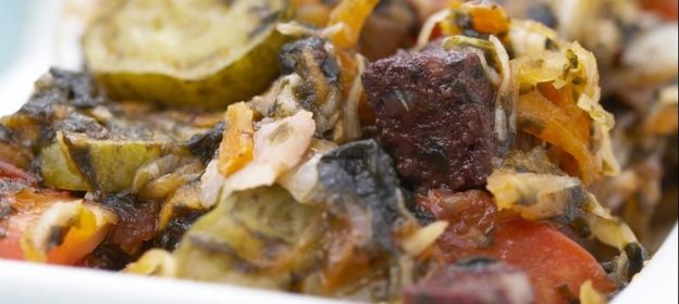 Солянка сборная с морской капустой