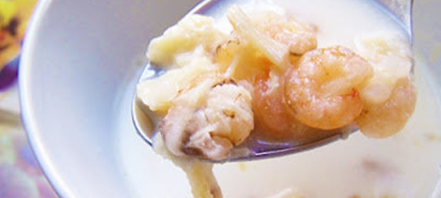 Грибы под томатным соусом с макаронами